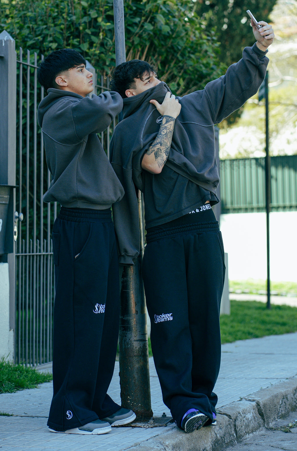 Pantalón baggy
